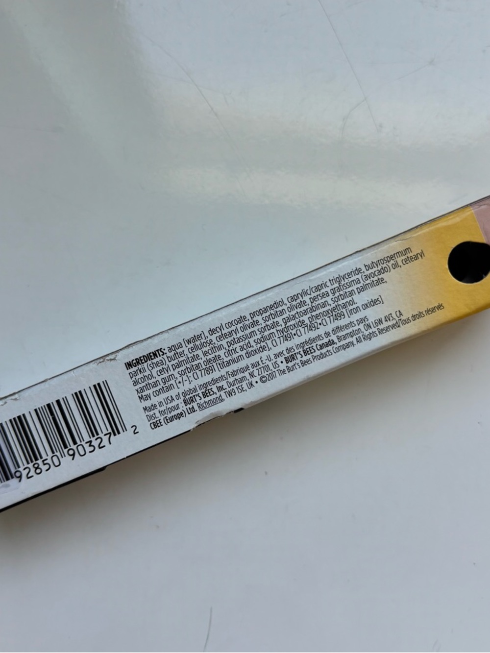 Burt's Bees Concealer - 1715 Medium/Dark - Picture 3 of 5